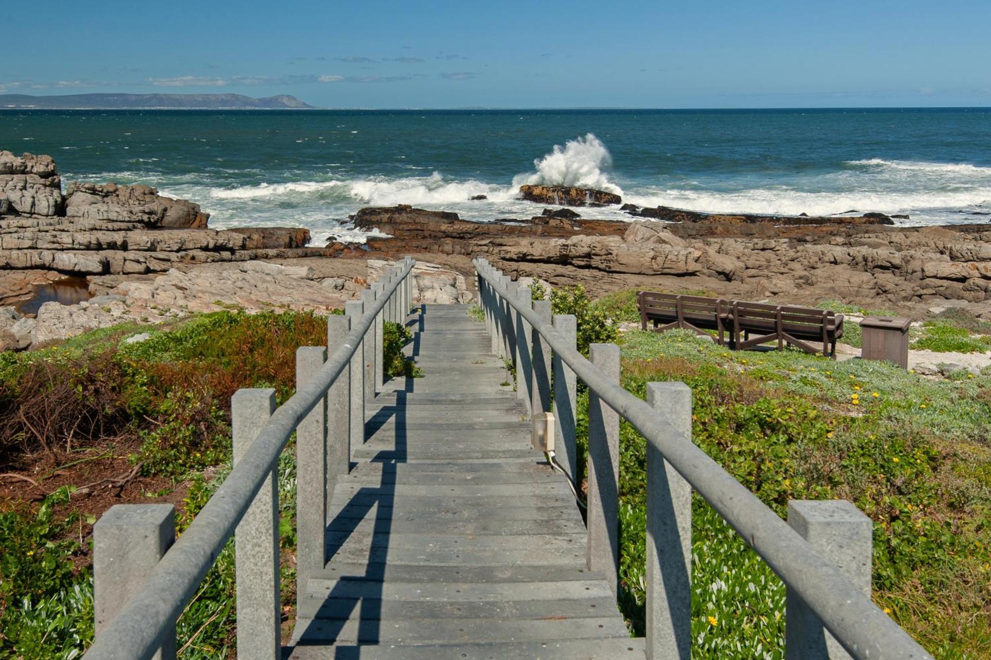 64 Whalerock Estate Apartman Hermanus Kültér fotó